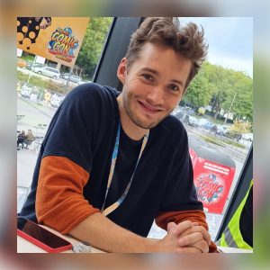 Toby Regbo: GCC – pt 1.
Toby Regbo
Autografo a...
Primo giorno