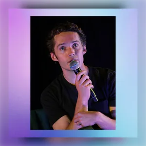 Toby Regbo: estate 2026
TOBY REGBO
Comic Con Connections
(Winchester Science Centre)